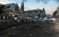 Ночной ураган превратил Крещатик в свалку