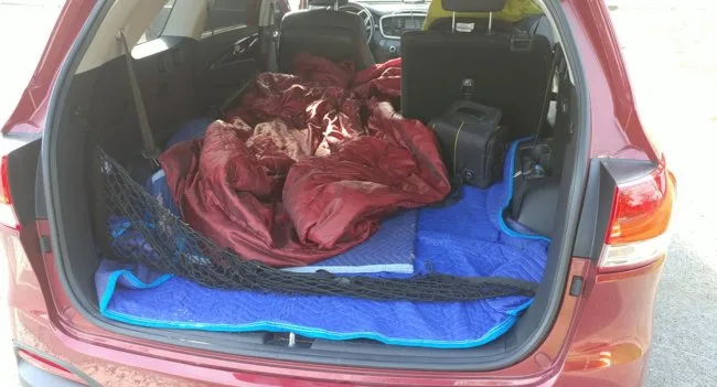 У США туристам пропонують за 100$ переночувати в припаркованих на Манхеттені мінівенах
