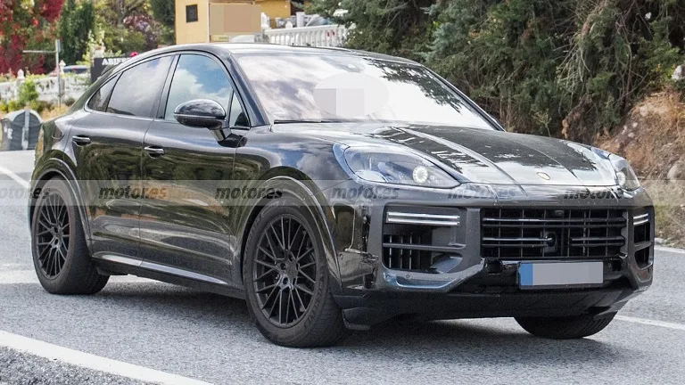Porsche готує перше велике оновлення для Cayenne Coupe 2022 року