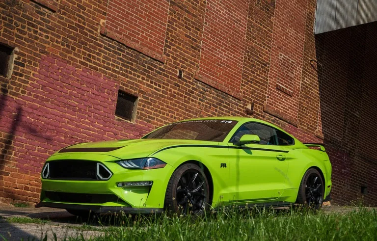 Ford Mustang 2021 вийшов обмеженим тиражем з пакетом опцій RTR Series 1