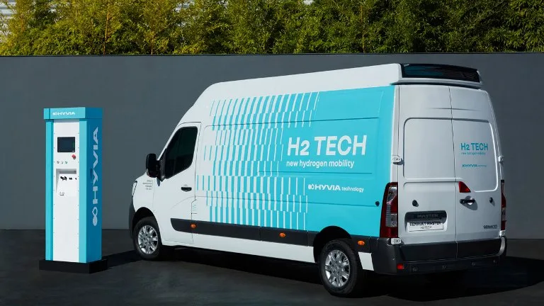 Renault представила прототип водневого фургона Renault Master Van H2-TECH