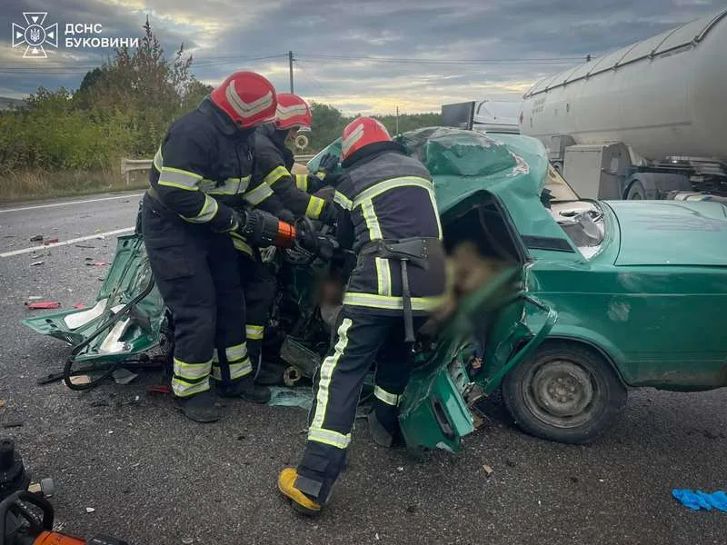 Смертельна автотроща на трасі у Недобоївцях забрала життя двох людей Смертельна автотроща на трасі у Недобоївцях забрала життя двох людей