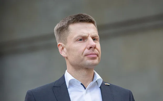 Подпишитесь на мои соцсети, и будете все знать: в машине одесского нардепа нашли прослушку (видео)