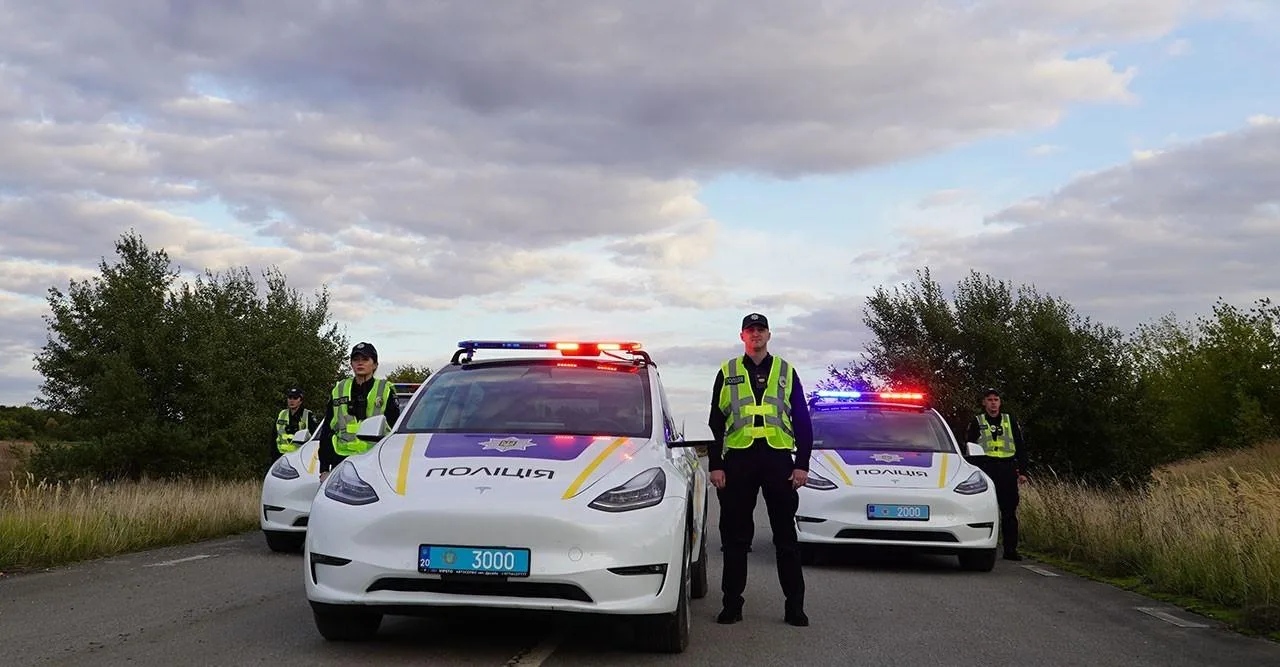На Тернопільщині для енергонезалежності поліції закупили три електромобілі (відео)