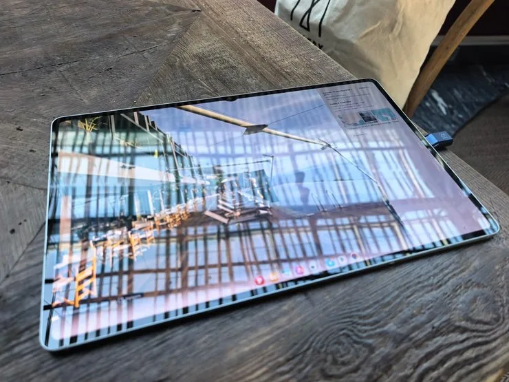 Samsung Galaxy Tab S12 Ultra дисплей