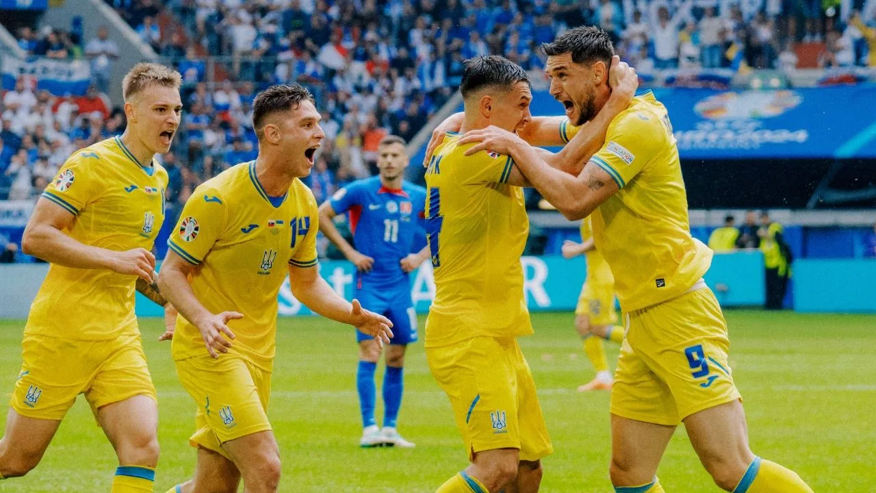 Україна перемогла Угорщину у стартовому матчі Ліги націй: Сікан забив єдиний гол Збірна України з футболу