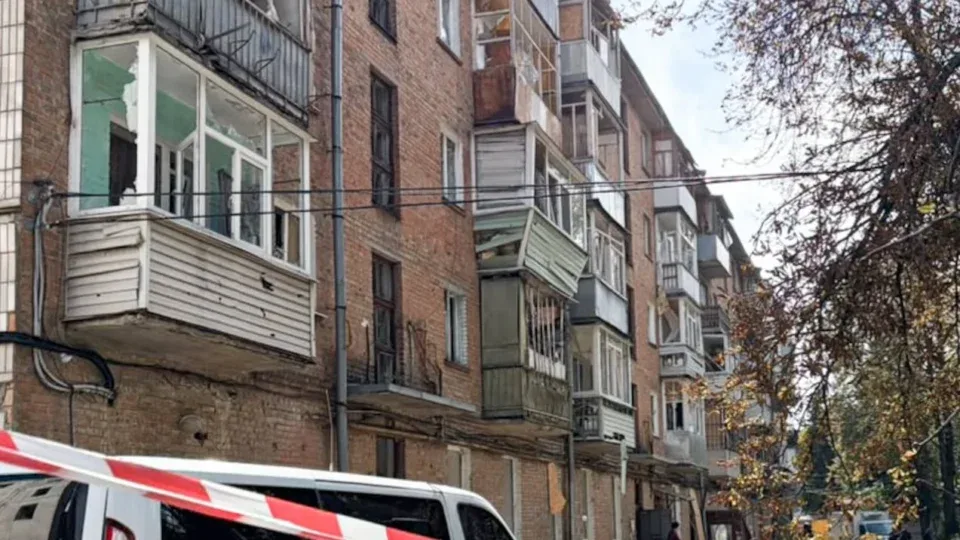 Суми зазнали удару керованих авіабомб, дві людини загинули 
