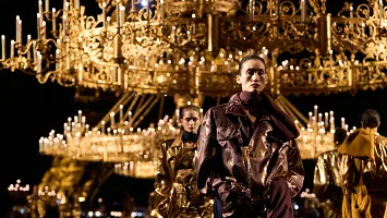 Golden hour: як Saint Laurent представив одну з найефектніших колекцій сезону