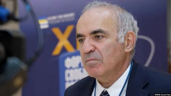 El Mundo: російська мережа могла готувати вбивства Каспарова та Пономарьова у США