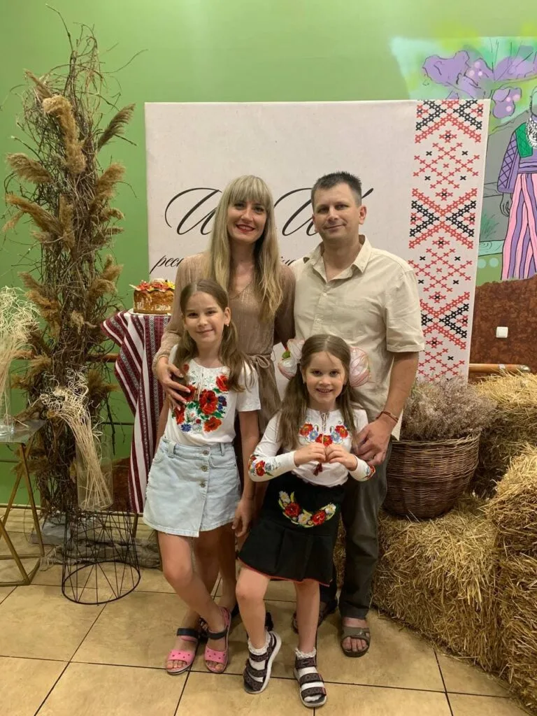 Родина Шевчуків, яка після повернення Сергія з військової служби вирішила разом розвивати власну справу у Запоріжжі.