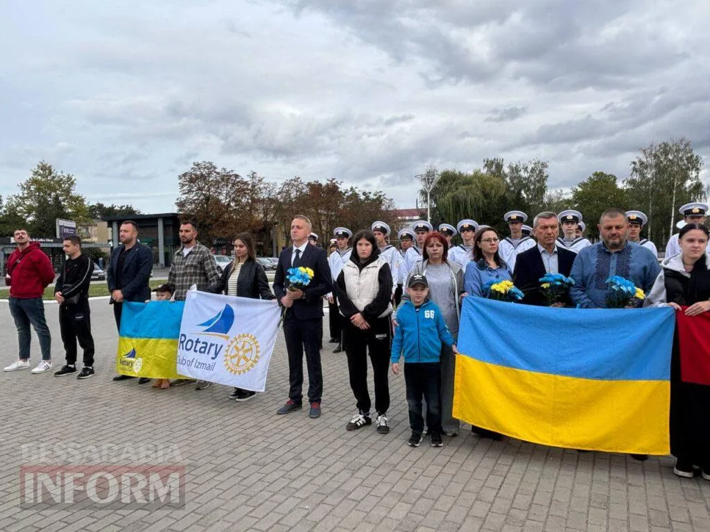 Ізмаїл урочисто відзначає 436-ту річницю з шаною до Героїв та вірою у Перемогу