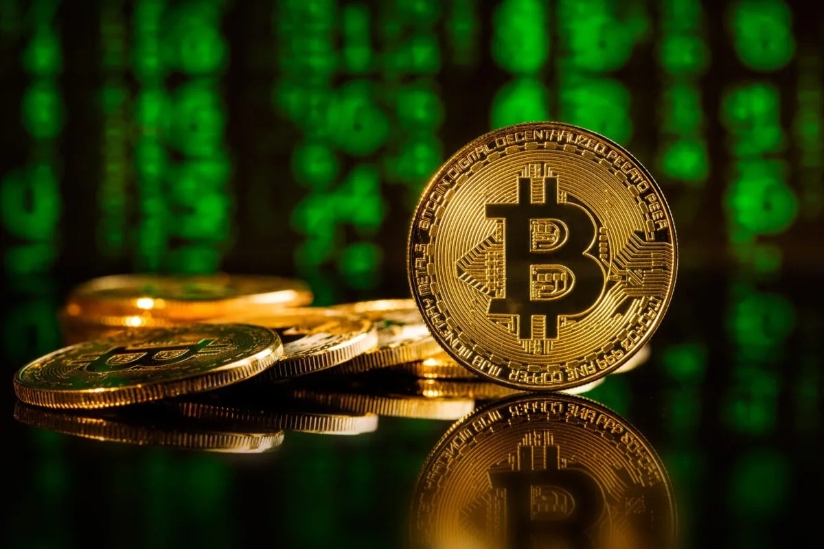 На рынке биткоина ожидается погашение опционов на $15 млрд: трейдеры следят за возможным ростом цены