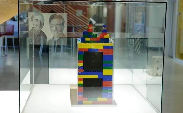 Cервер Google Lego музей