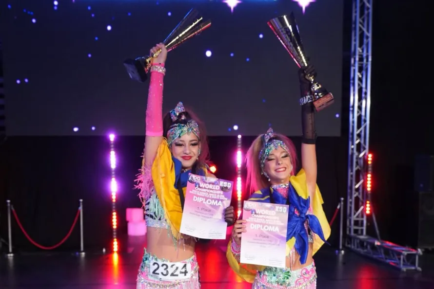 13-річні українки вибороли золото чемпіонату світу з танців (ВІДЕО)