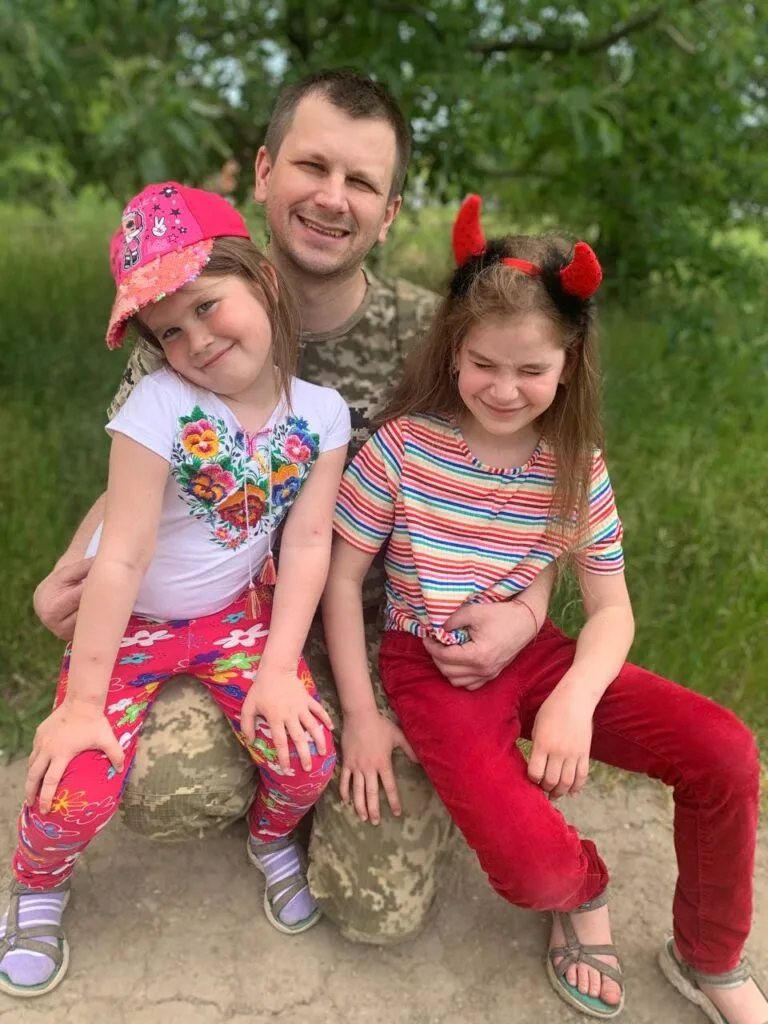 Після завершення служби Сергій Шевчук кілька місяців вирішив присвятити дружині та дітям.
