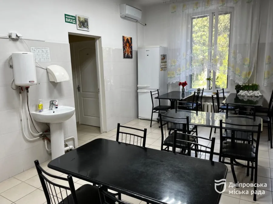 Продукти, гарячі обіди, допомога вдома та соціальні послуги — у Дніпрі підтримують ВПО та людей поважного віку - 29.09.2026 Продукти, гарячі обіди, допомога вдома та соціальні послуги — у Дніпрі підтримують ВПО та людей поважного віку - 29.09.2026