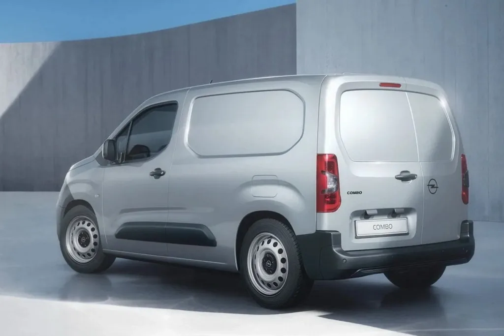 Stellantis випустив дешеві версії Berlingo та Combo