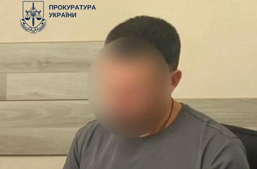 «Віддай гроші і виклич таксі»: у Києві засуджено ухилянта, який ошукав вдову військового, щоб «відкупитись від ТЦК»