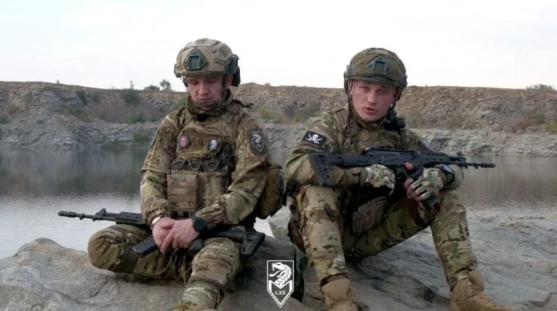Полонених заманили хитрістю: «Лис» та «Морпіх» 120 днів тримали позицію, знищивши понад 30 окупантів