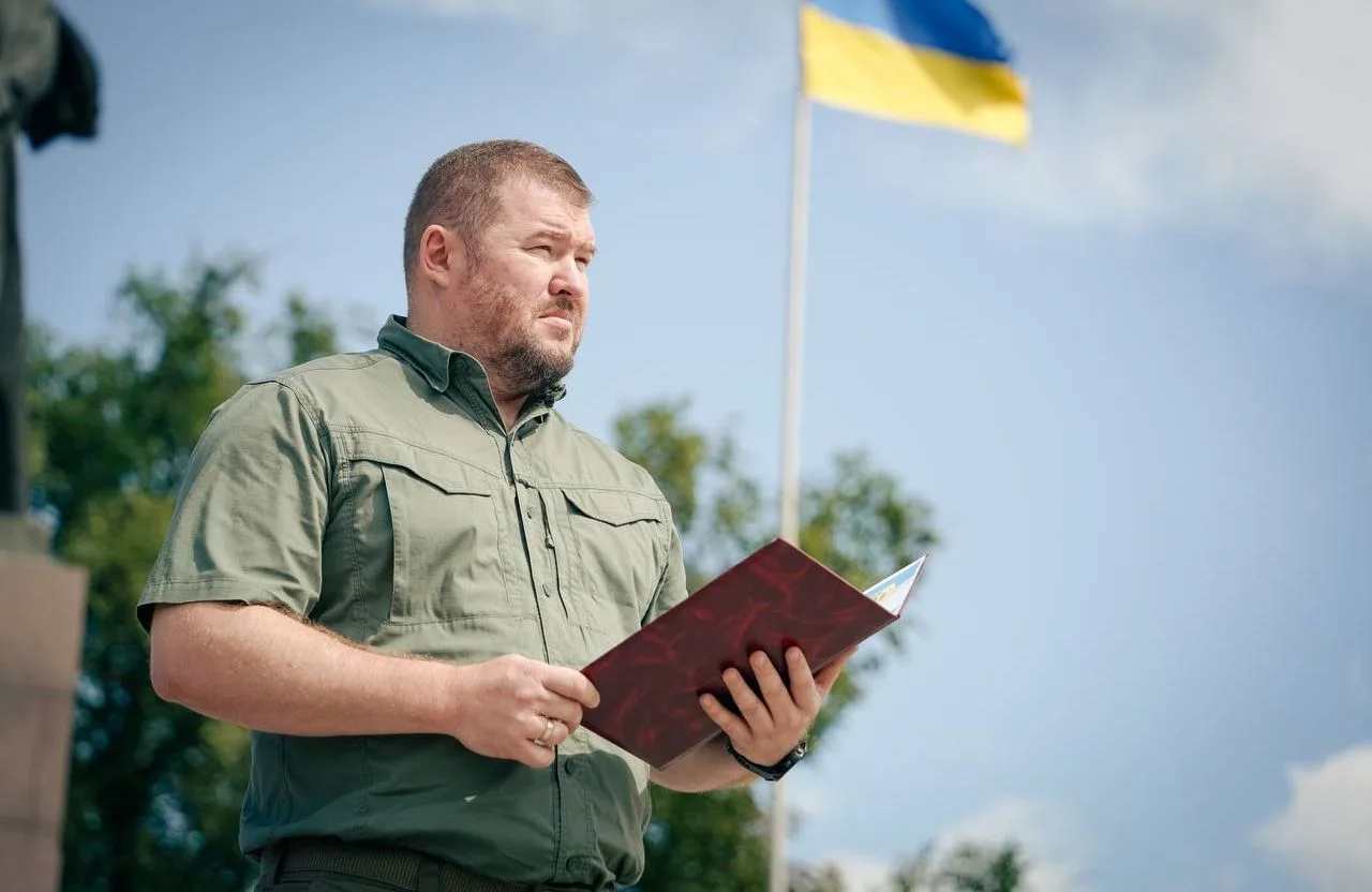 Колишній заступник Синєгубова знову хоче працювати у його команді: що про нього відомо