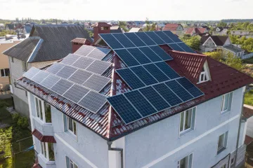 В Україні змінили правила розрахунків за електроенергію домашніх СЕС: коли платитимуть менше
