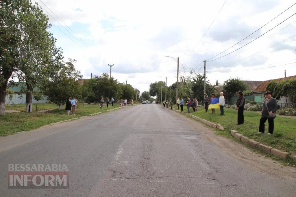 Болград провів в останню путь морського піхотинця Олександра Челахова