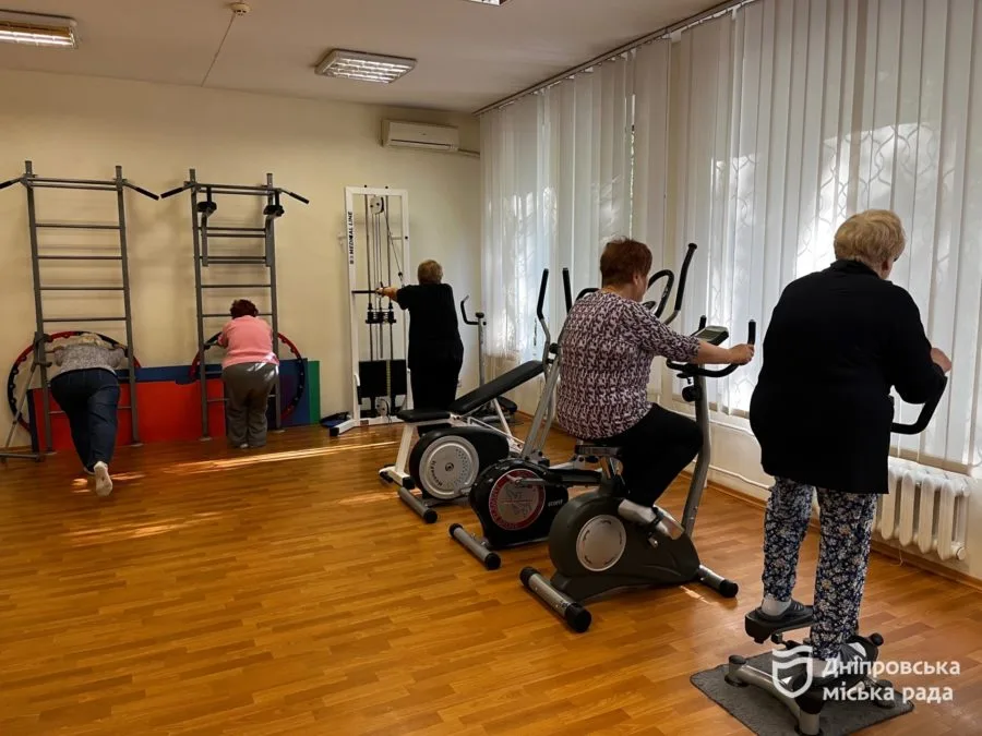 Продукти, гарячі обіди, допомога вдома та соціальні послуги — у Дніпрі підтримують ВПО та людей поважного віку - 29.09.2026 Продукти, гарячі обіди, допомога вдома та соціальні послуги — у Дніпрі підтримують ВПО та людей поважного віку - 29.09.2026