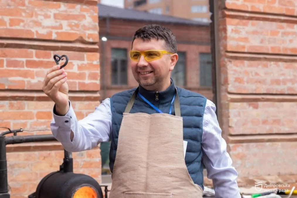 «Тут молодь може знайти однодумців, контакти та можливості для реалізації власних проєктів», — дніпрянка про щорічний молодіжний форум «Прагни. Дій. Змінюй» - 24.09.2026