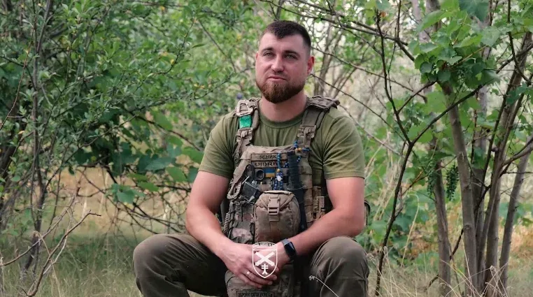 «Мені подобається артилерія — на великій відстані знищувати ворожу техніку»: історія командира гармати 44-ї бригади