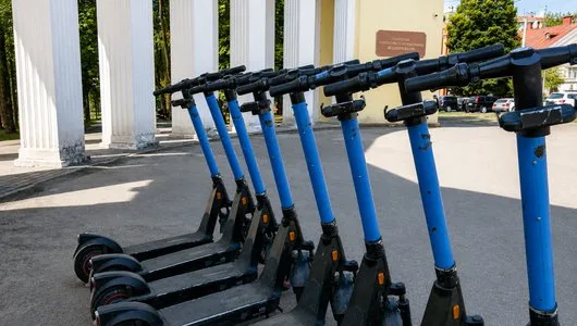 У Чернівцях не заборонятимуть прокат електросамокатів: місто готує нові правила