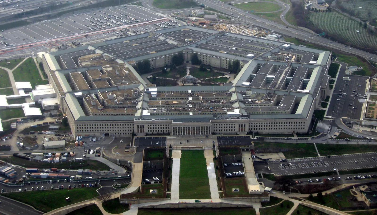 Пентагон готовит рекордный контракт: США срочно наращивают выпуск мощного оружия