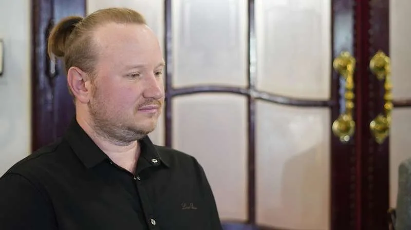 Прем’єра вистави-променаду у Чернівцях: «Історія, варта цілого яблуневого саду» 