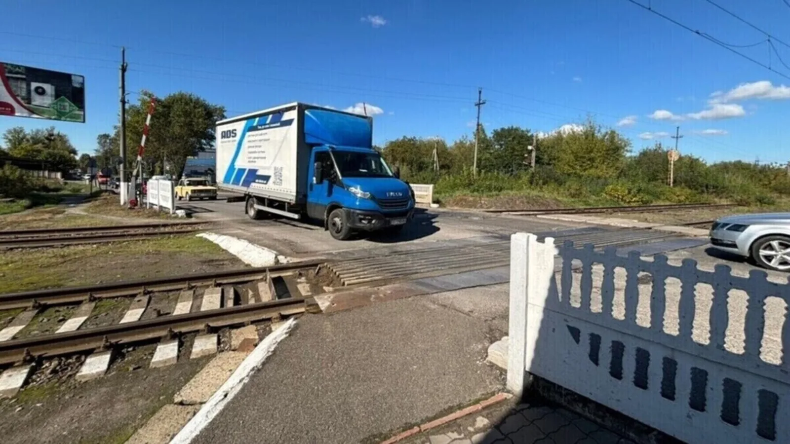 У вівторок у Львові закриють для руху транспорту залізничний переїзд