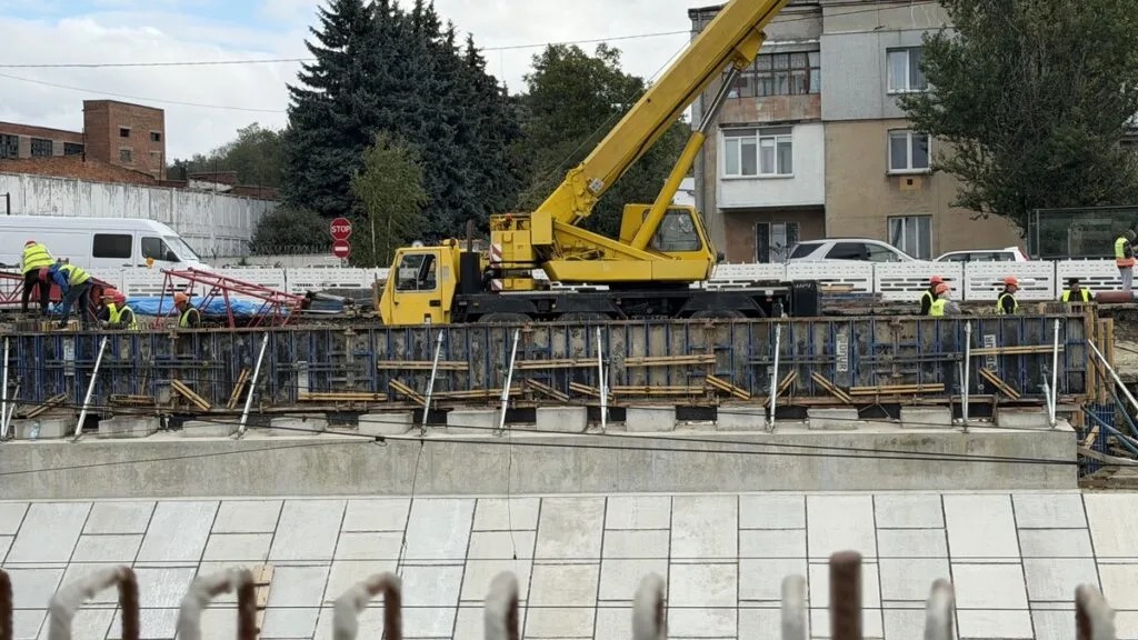 Підготовка до зими, перейменування університету, культурні події Львова: головні новини дня - 8