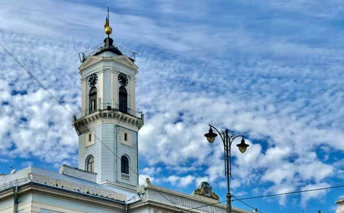 14 освітян Чернівців можуть отримати грошову премію імені Юрія Федьковича: хто у списку