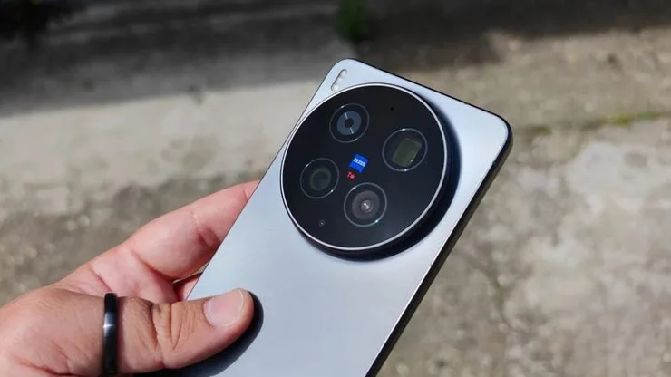 Vivo X300 Ultra