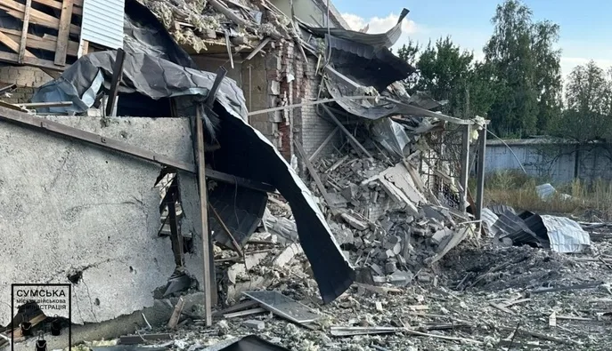 Атаки РФ 30 вересня: після влучання 6 КАБів у Сумах виникли перебої зі світлом