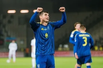 Футболіст збірної України Руслан Малиновський переніс операцію на коліні