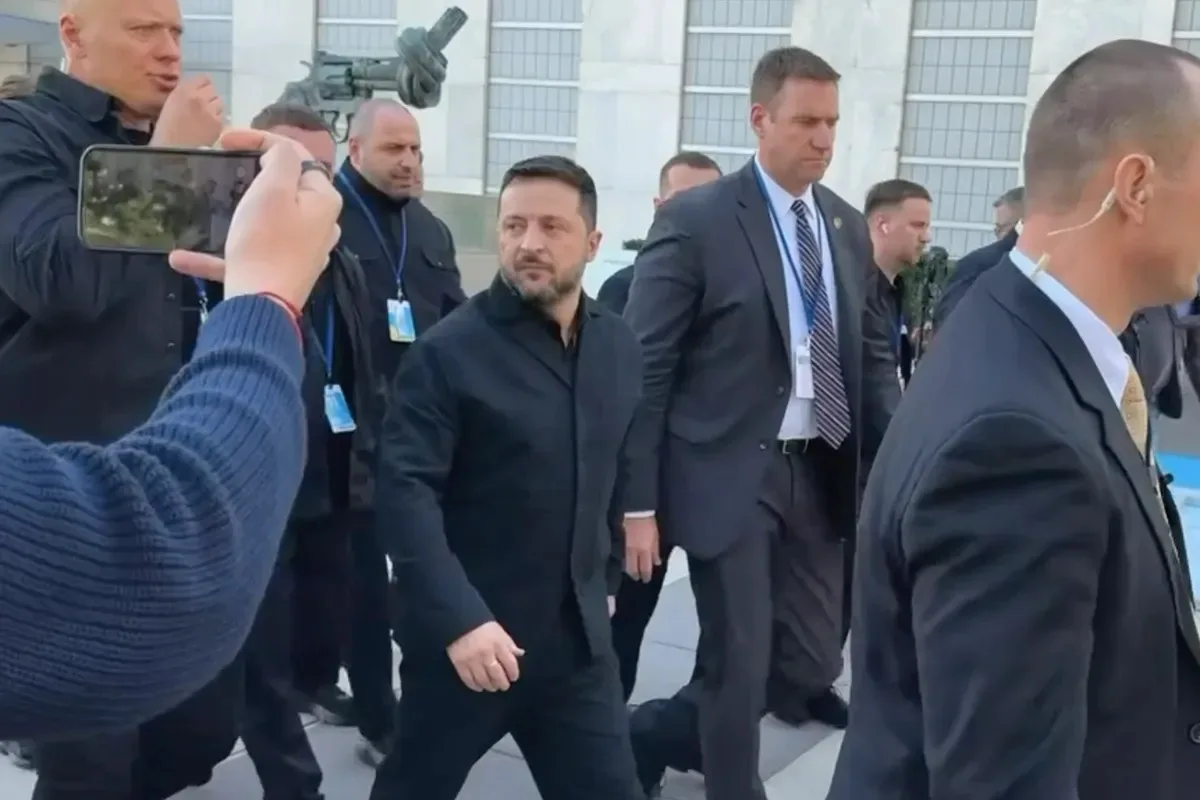 «На ракеті, бл*ть». Зеленський відповів на вигуки російського журналіста і сказав, коли прилетить до Москви. ВІДЕО