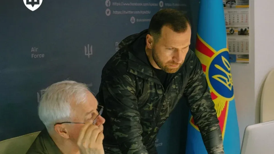 Євгеній Хмара відвідав командні пункти Повітряних Сил на Київщині 