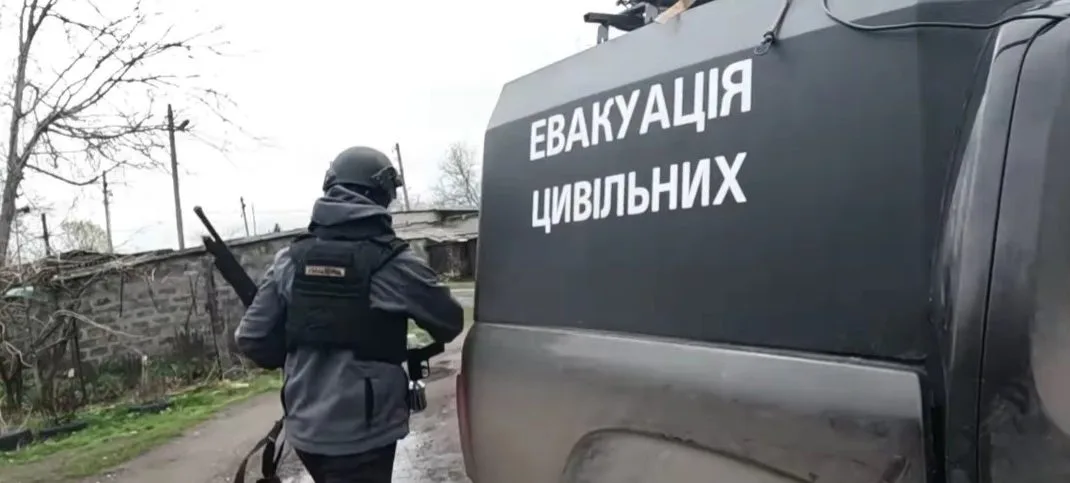На Запоріжжі дві жінки п’ять днів під дронами йшли до безпечної території