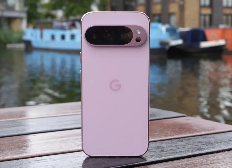 Google Pixel 9 Pro смартфон