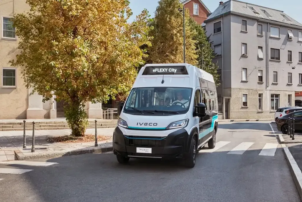 Дебютував електробус Iveco завдовжки менше ніж 6 метрів