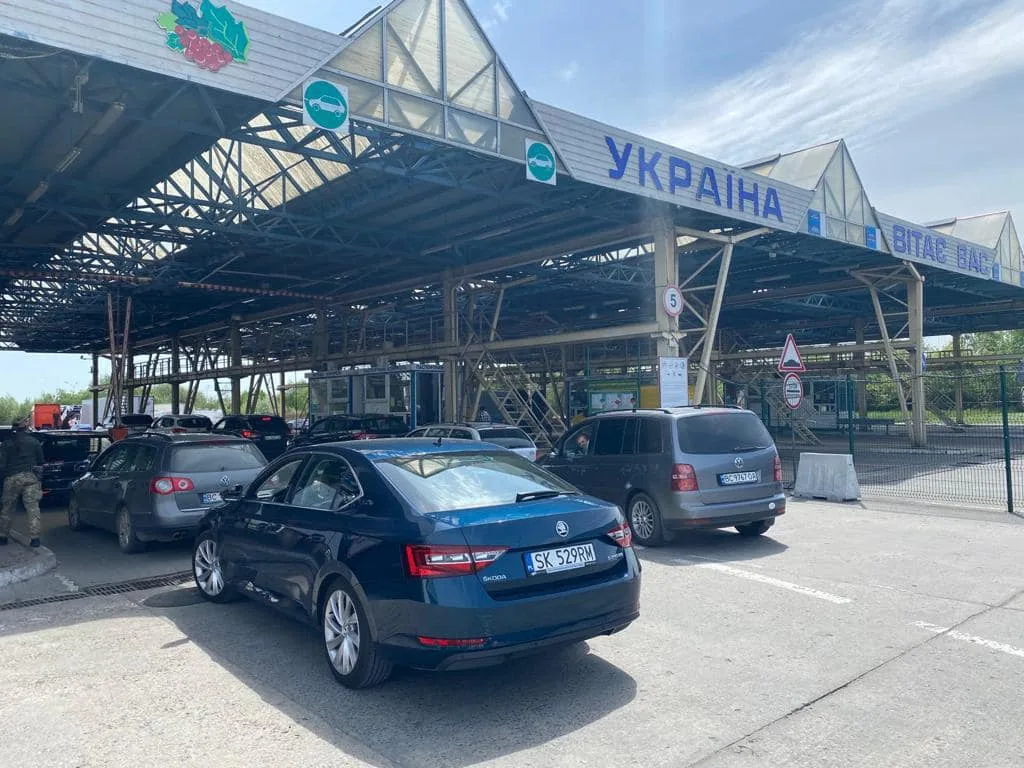 Україна домовляється із сусідніми країнами про перенесення пунктів пропуску на їхню територію