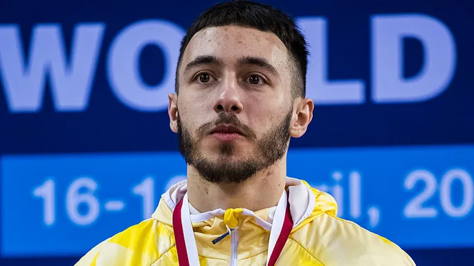 Чепурний двічі піднявся на п’єдестал етапу Кубку світового виклику в Парижі, Лобок виборола "срібло"