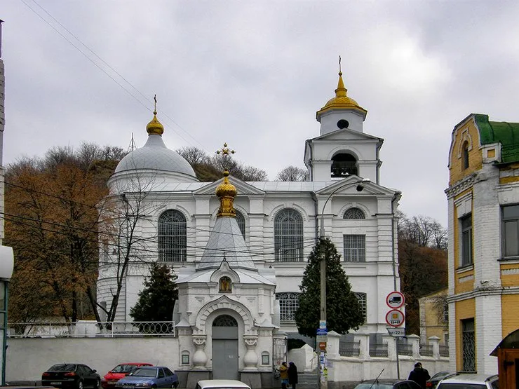 Хрестовоздвиженский храм в Подоле