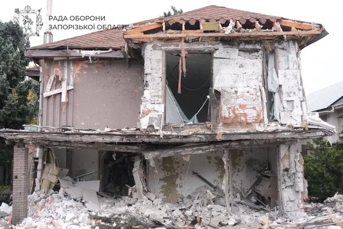 Російські окупанти вдарили по Запоріжжю: є тяжкопоранений