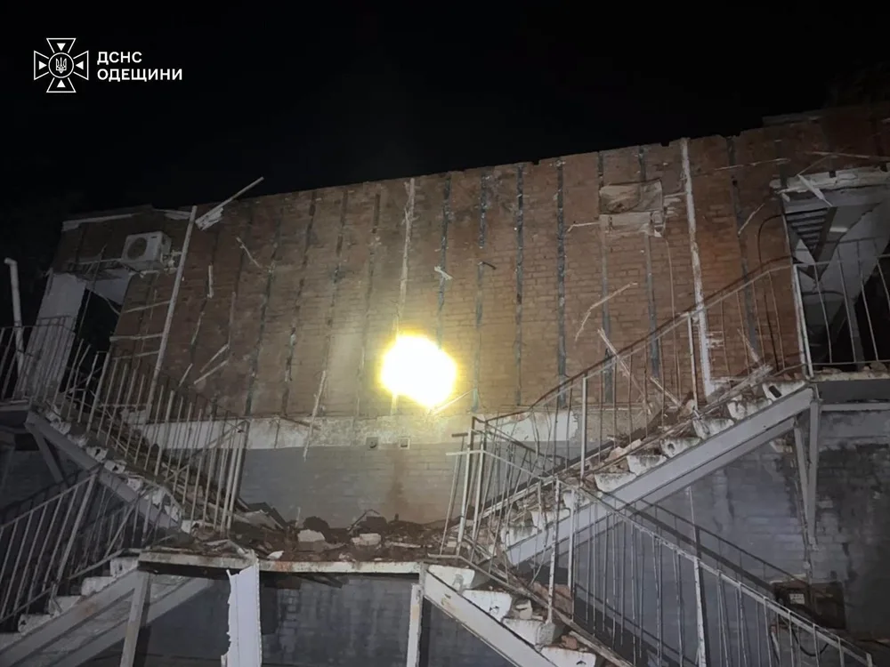 Росіяни атакували ще одну громаду на півдні Одещини — зруйновано чотири корпуси бази відпочинку