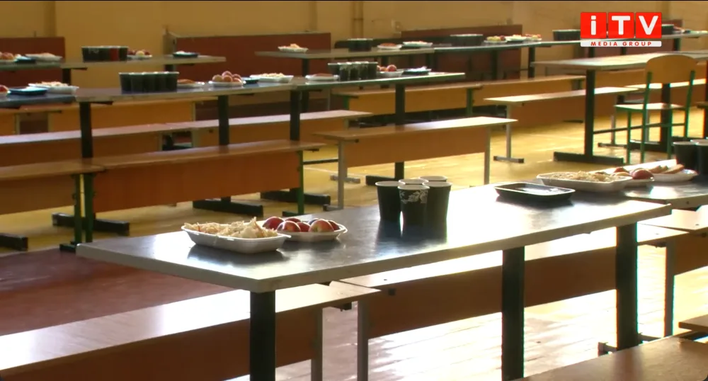 У ліцеї №12 у Рівному учням видали протермінований сік: що кажуть у закладі (ВІДЕО)