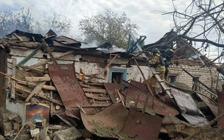 Росіяни ударили по Дніпропетровщині КАБом: загинули двоє чоловіків